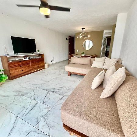 Spacious Apartment In Manzanillo Right On The Beach Εξωτερικό φωτογραφία